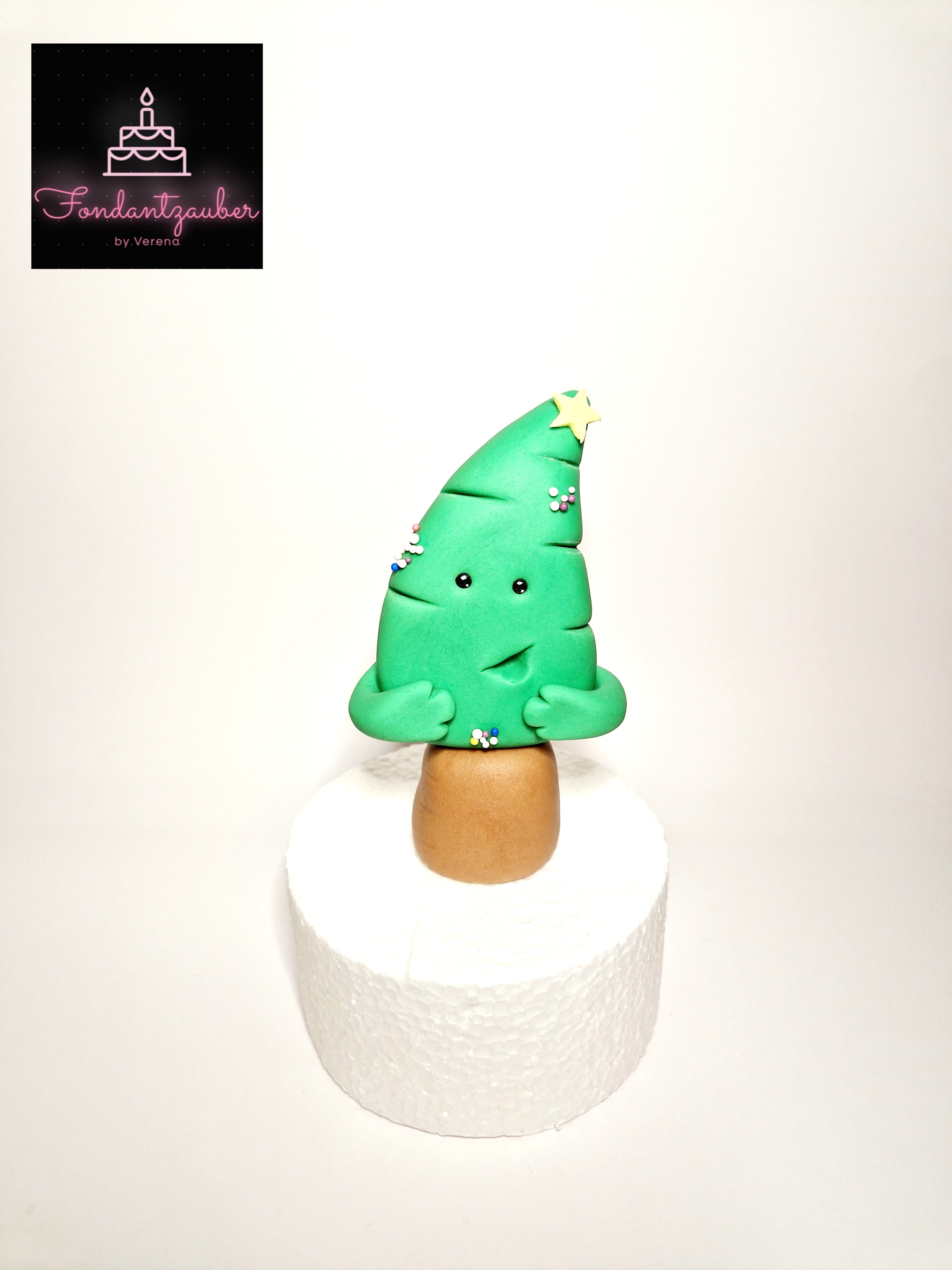 Fondantfigur lustiger Tannenbaum  , Tortendeko