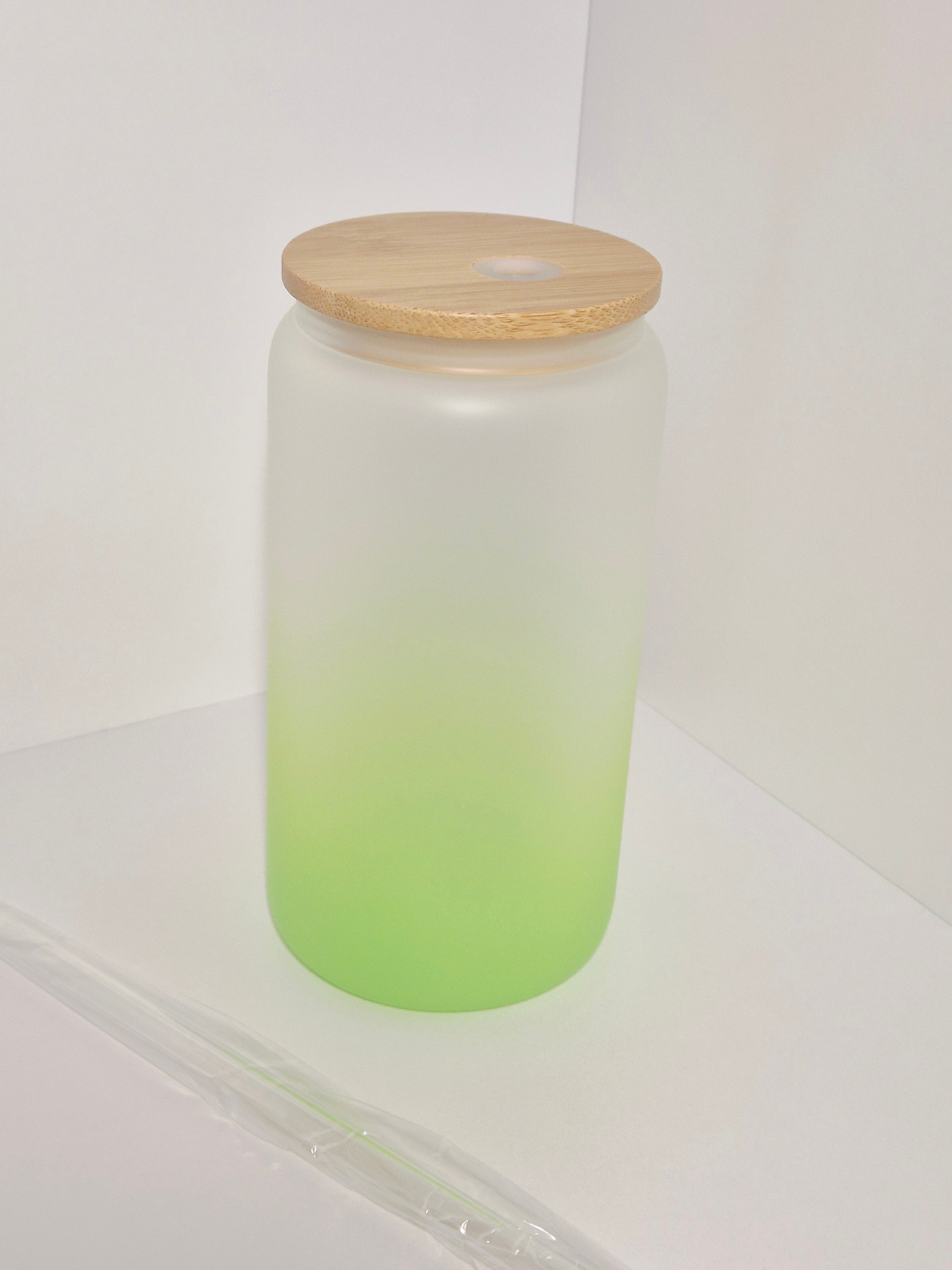 Trinkglas im Ombre Style Grün