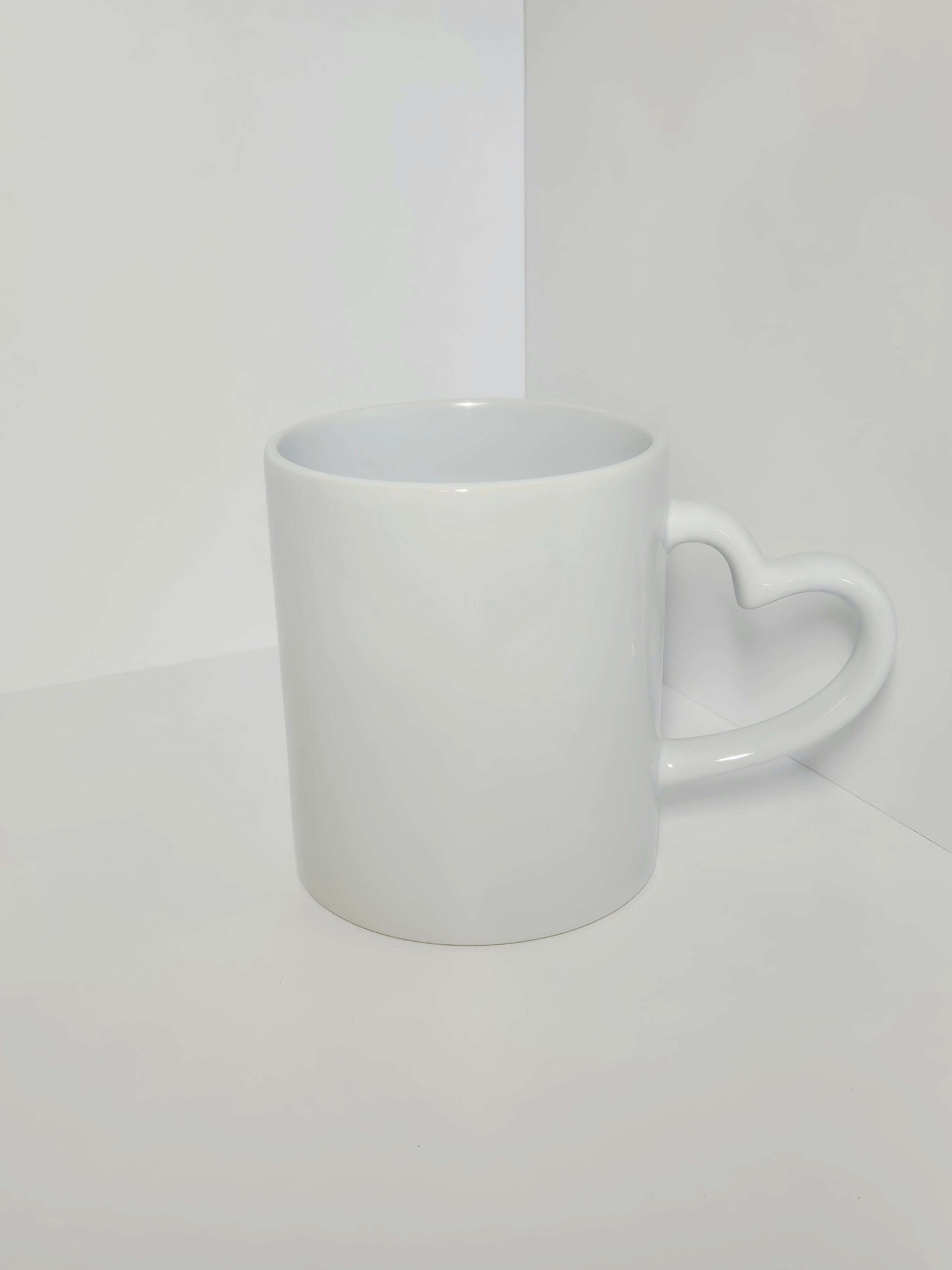 Tasse mit Herzhenkel